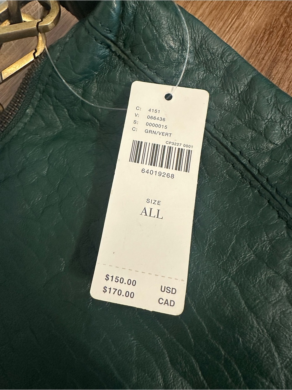 Anthropologie green crescent leather shoulder bag featuring gold-toned hardware - Picture 5 of 5